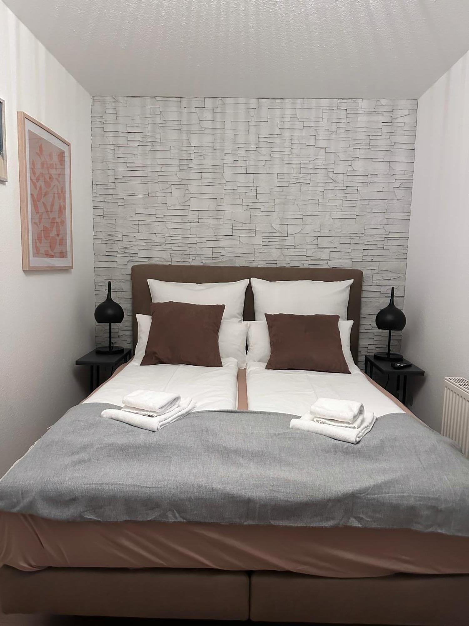 Luxx Downtown - Design-Apartment Zentral Im Ort Bad Zwischenahn Zewnętrze zdjęcie