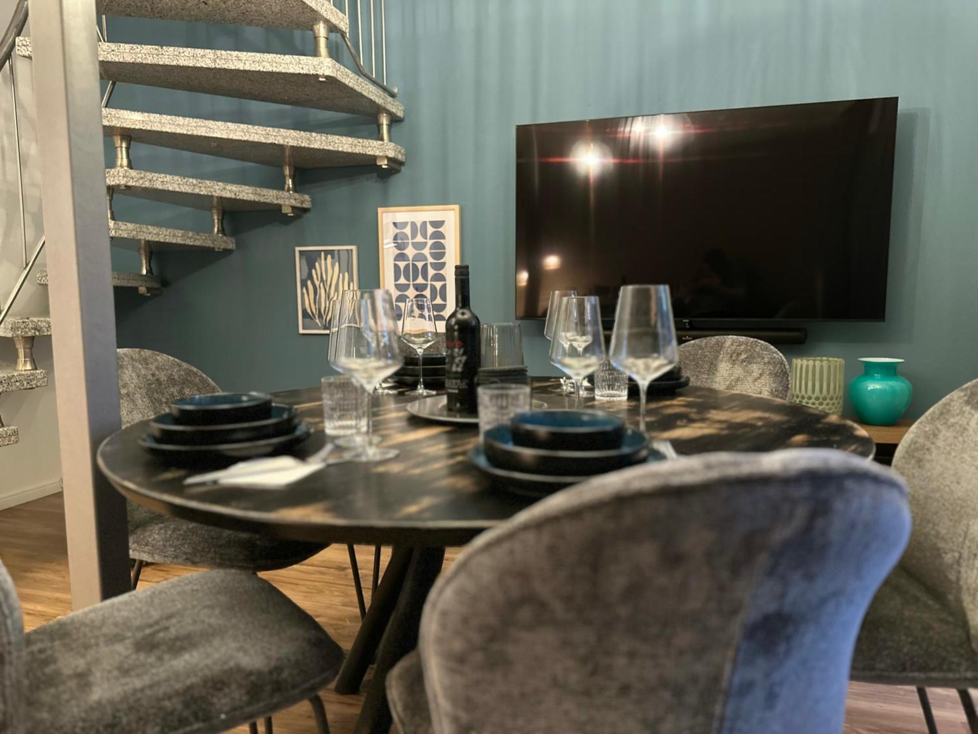 Luxx Downtown - Design-Apartment Zentral Im Ort Bad Zwischenahn Zewnętrze zdjęcie